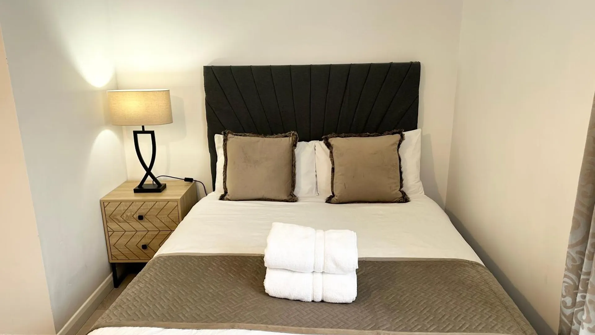 Westferry Hotel Londres 0*,  Reino Unido